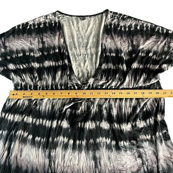 Joe Boxer Womens Tie Dye Camisole Blouse Size 1X/2X Black & Gray V-Neck Tassels - Picture 8 of 16